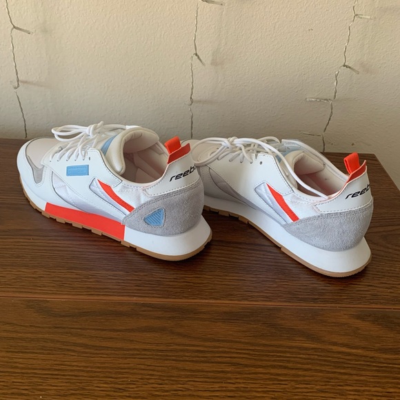 Reebok Lifestyle Tennis Shoe Sneakers - Picture 5 of 5